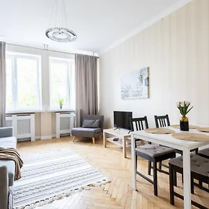 Golden Warsaw- 3 Separate - Location&nowy Swiat Warszawa